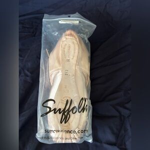Suffolk Spotlight 6.5 x hard shank Ballet Pointe Shoes